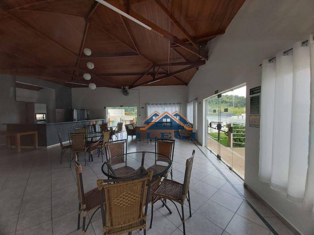 Casa de Condomínio à venda com 3 quartos, 250m² - Foto 38