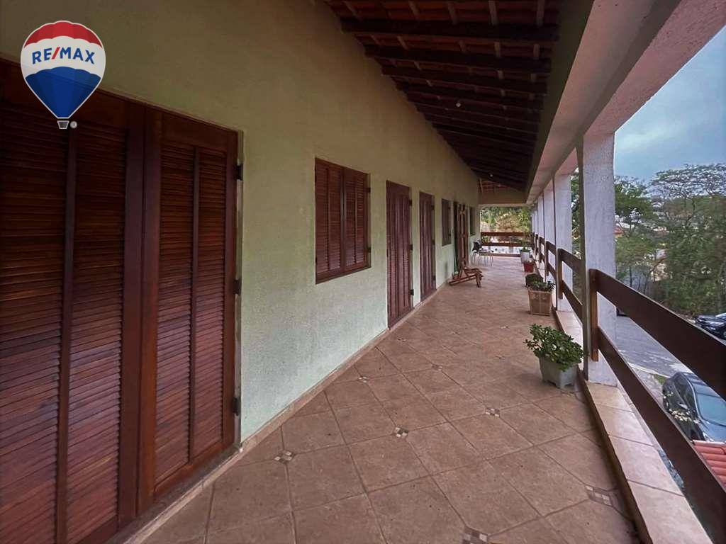 Casa para alugar com 5 quartos, 471m² - Foto 39