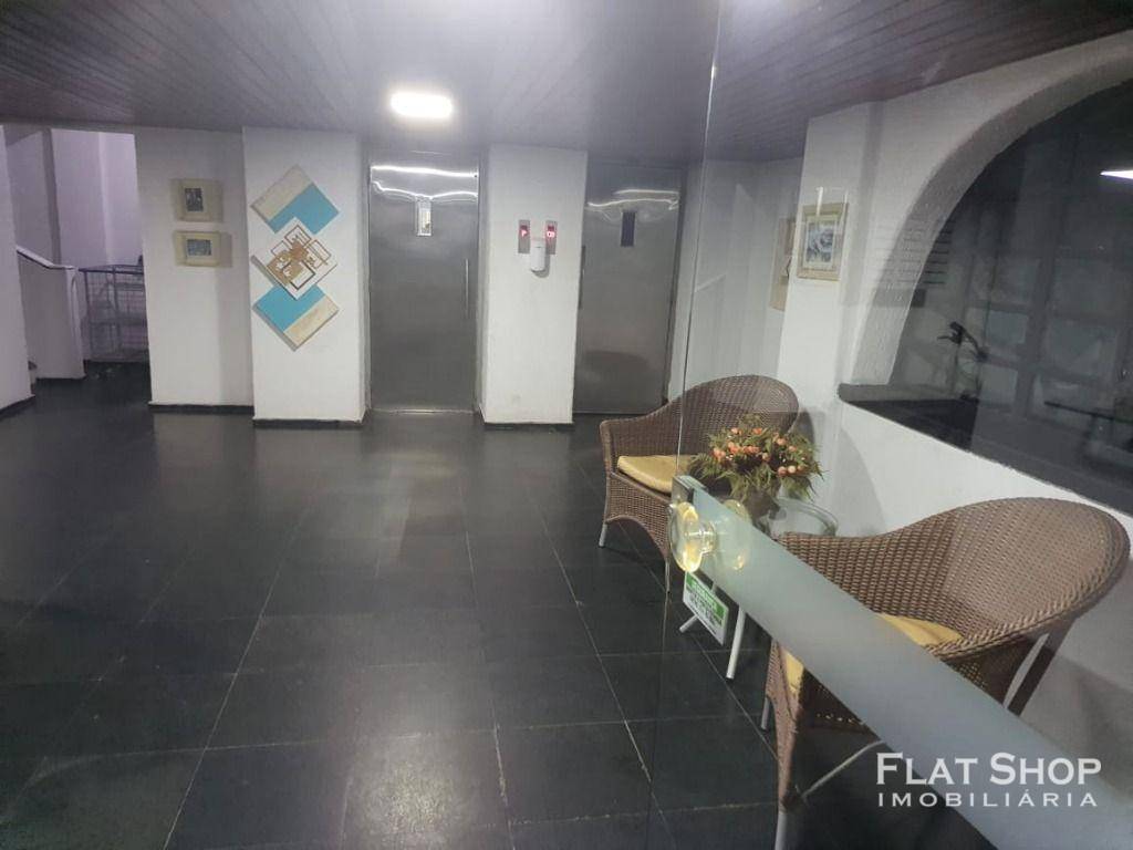 Apartamento à venda com 3 quartos, 137m² - Foto 3