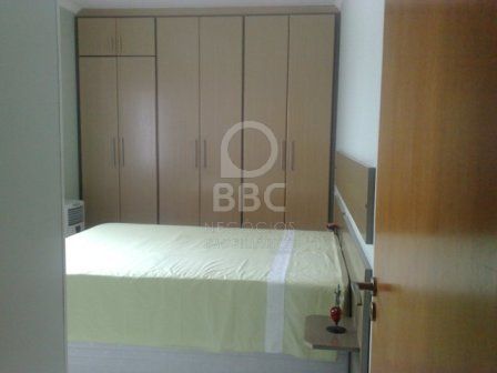 Apartamento à venda com 3 quartos, 95m² - Foto 11