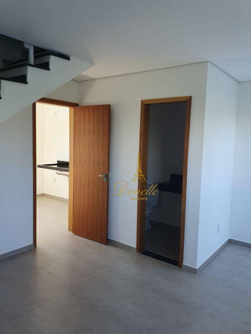 Casa à venda com 2 quartos, 68m² - Foto 15