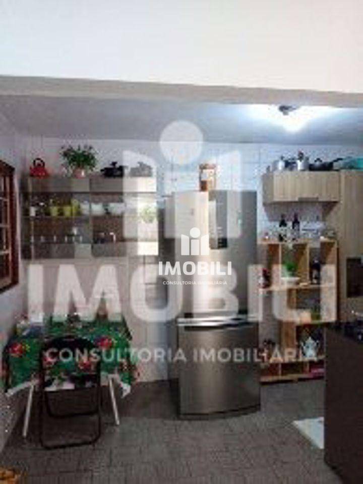 Casa à venda com 2 quartos, 200M2 - Foto 7