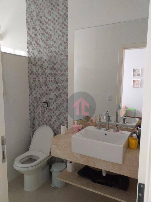 Casa de Condomínio à venda com 3 quartos, 310m² - Foto 21