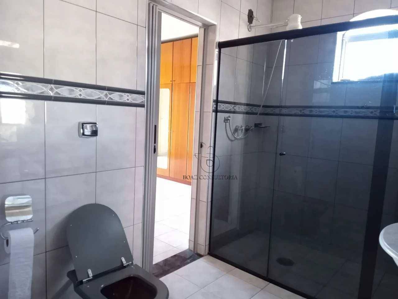 Casa à venda com 3 quartos, 164m² - Foto 8