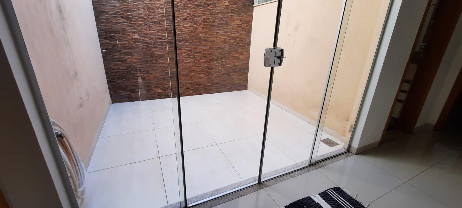 Casa à venda com 2 quartos, 180m² - Foto 22