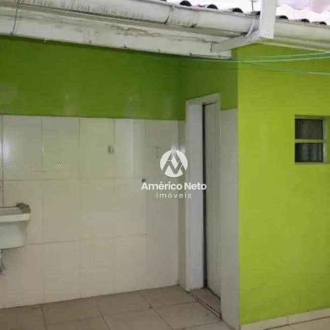 Sobrado à venda com 2 quartos, 150m² - Foto 32