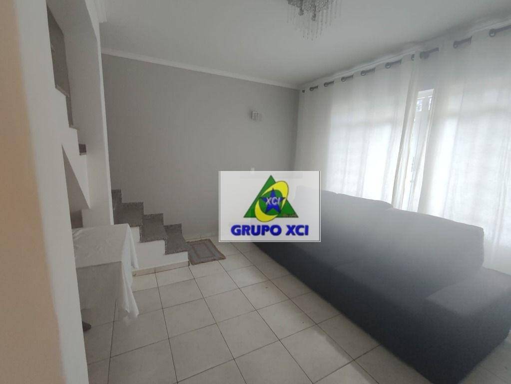 Casa à venda com 3 quartos, 240m² - Foto 10