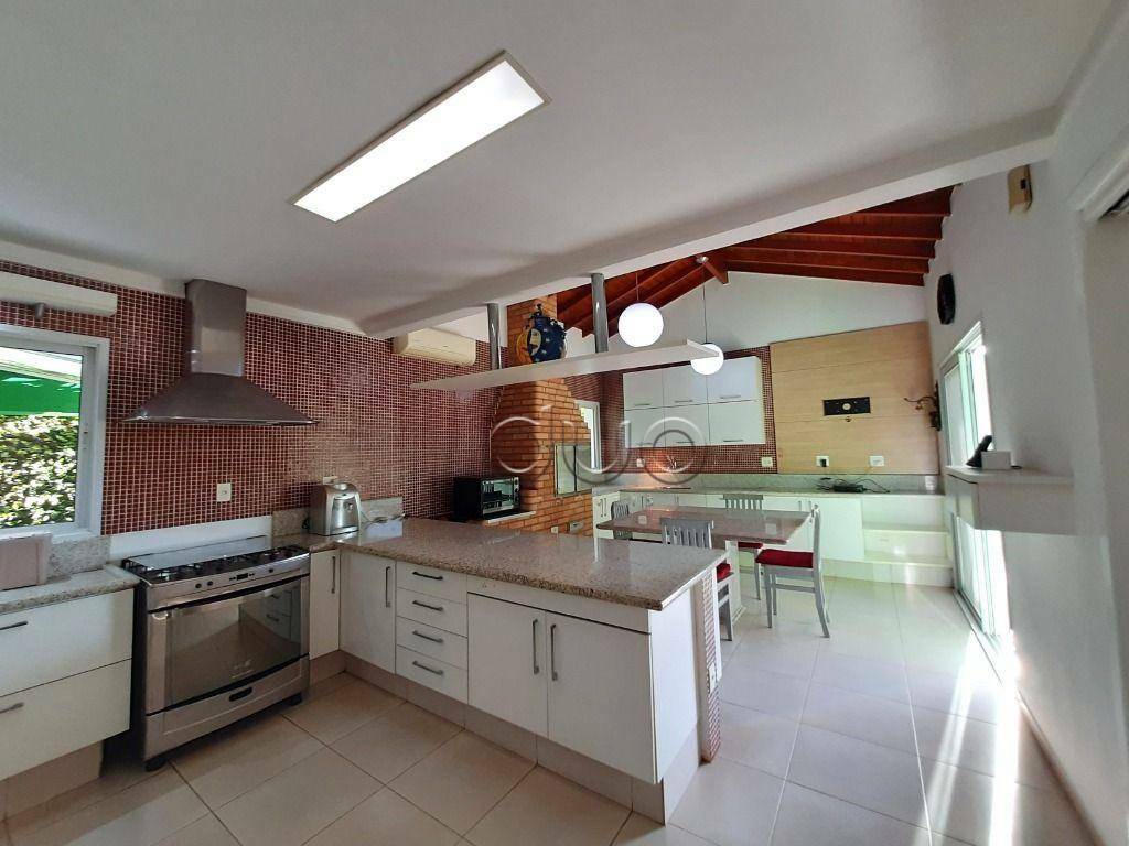 Casa de Condomínio para alugar com 3 quartos, 296m² - Foto 38