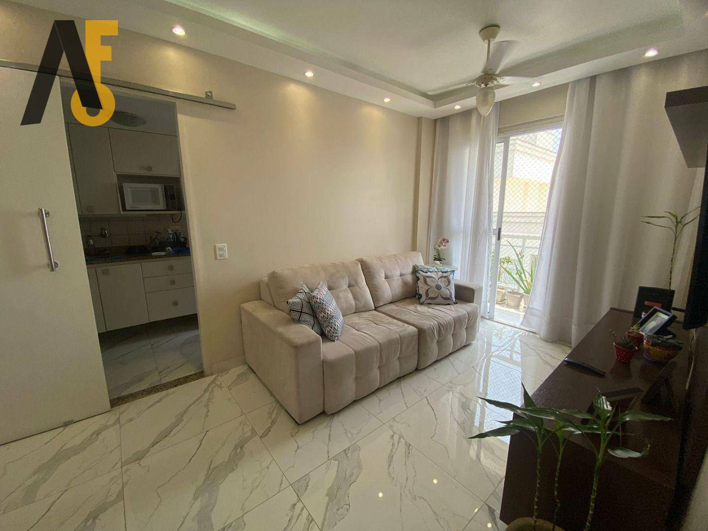 Apartamento à venda com 2 quartos, 53m² - Foto 4