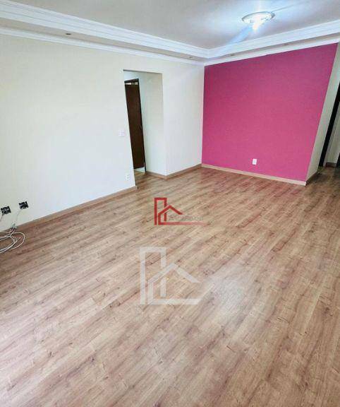 Apartamento à venda com 3 quartos, 94m² - Foto 7