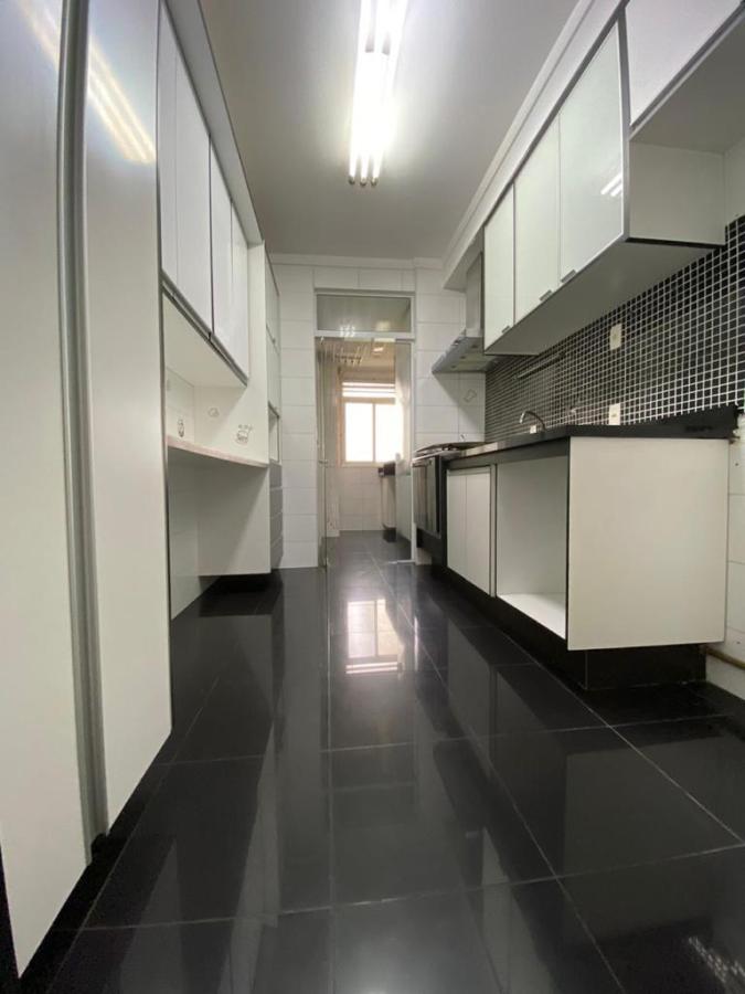 Apartamento à venda com 3 quartos, 123m² - Foto 9