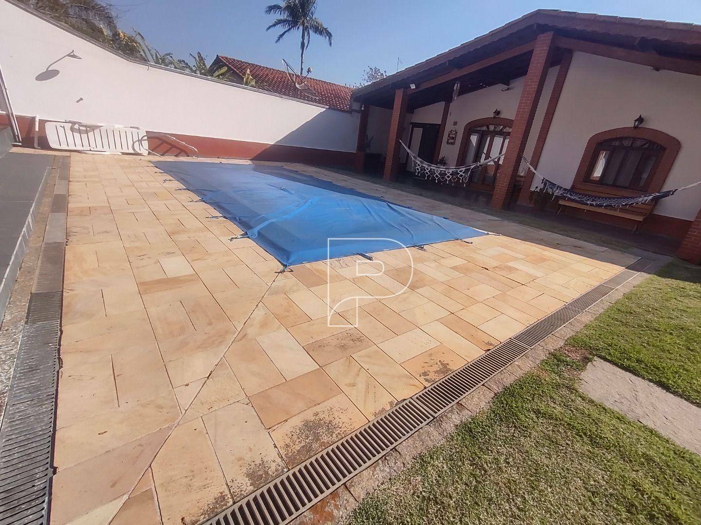 Casa de Condomínio à venda com 2 quartos, 160m² - Foto 1