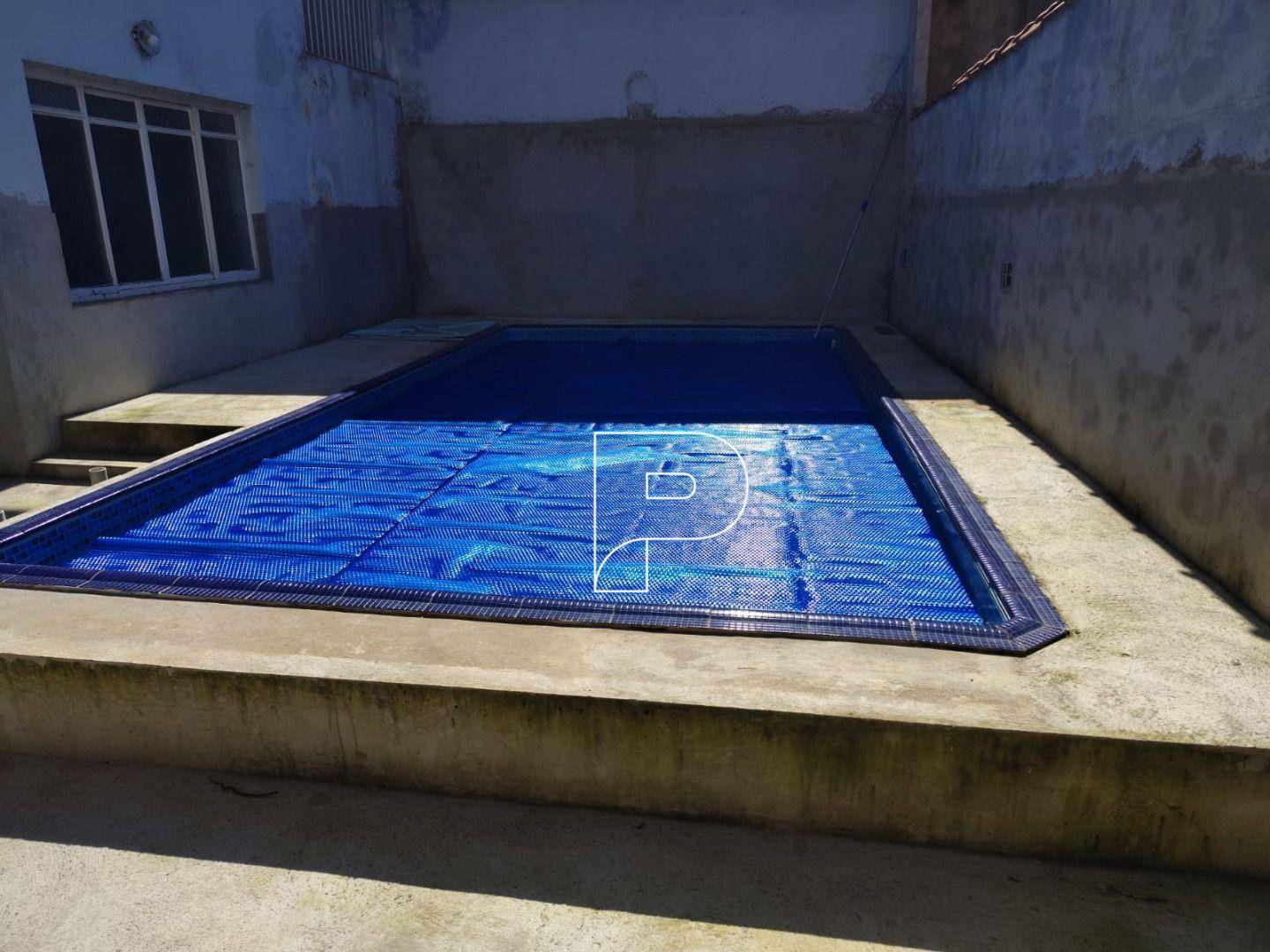 Casa à venda com 6 quartos, 297m² - Foto 30