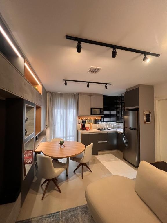 Apartamento para alugar com 1 quarto, 40m² - Foto 5