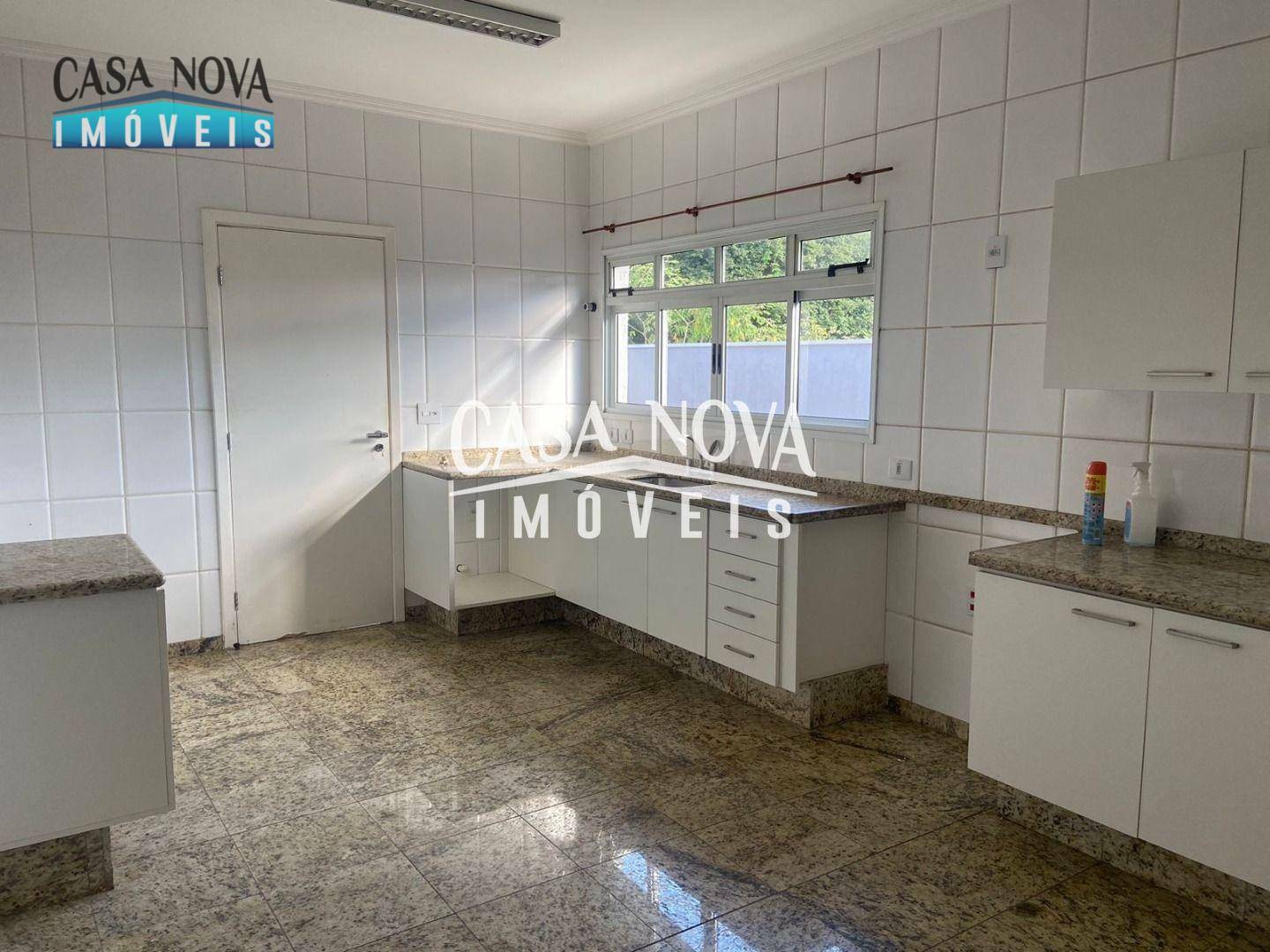 Casa de Condomínio para alugar com 3 quartos, 350m² - Foto 14