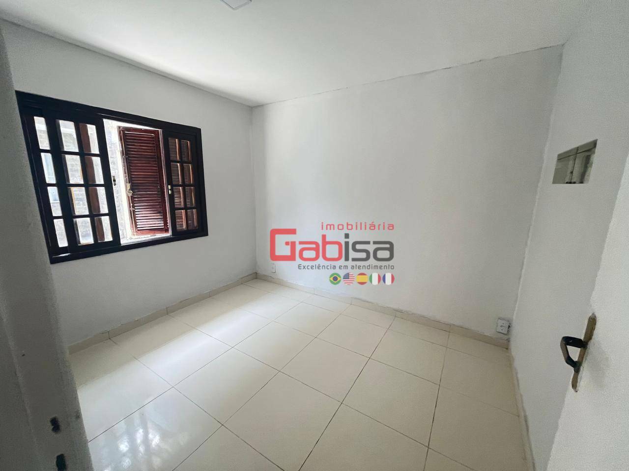 Casa à venda com 5 quartos, 151m² - Foto 8