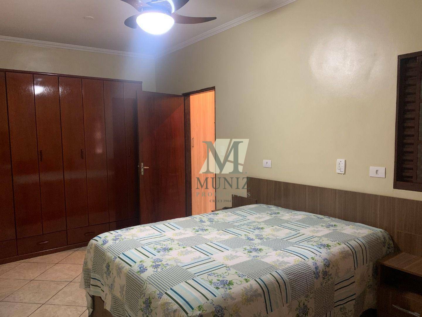 Casa à venda com 3 quartos, 208m² - Foto 17