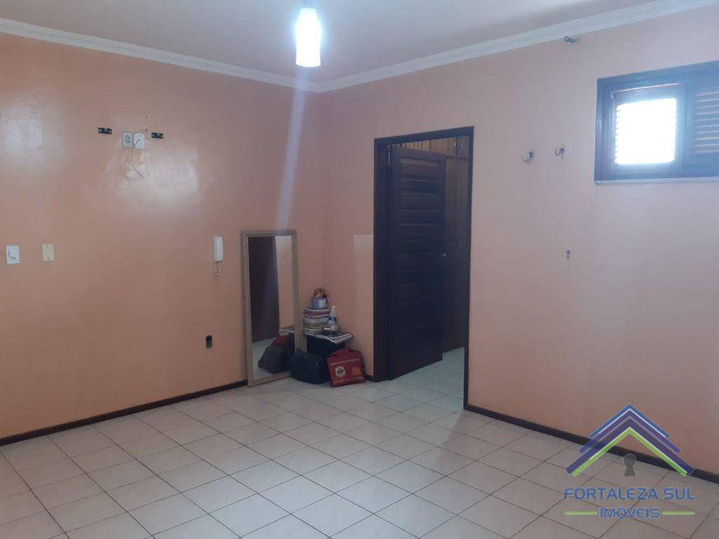 Casa à venda com 4 quartos, 400m² - Foto 11