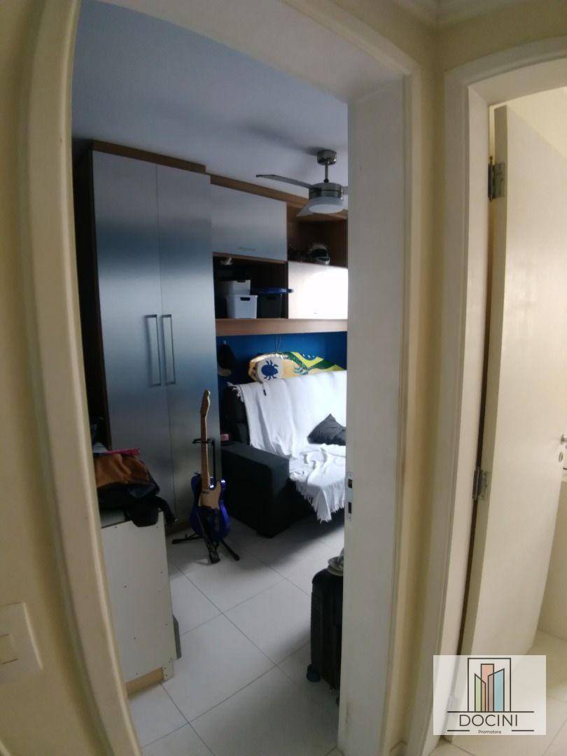 Apartamento à venda com 3 quartos, 75m² - Foto 15