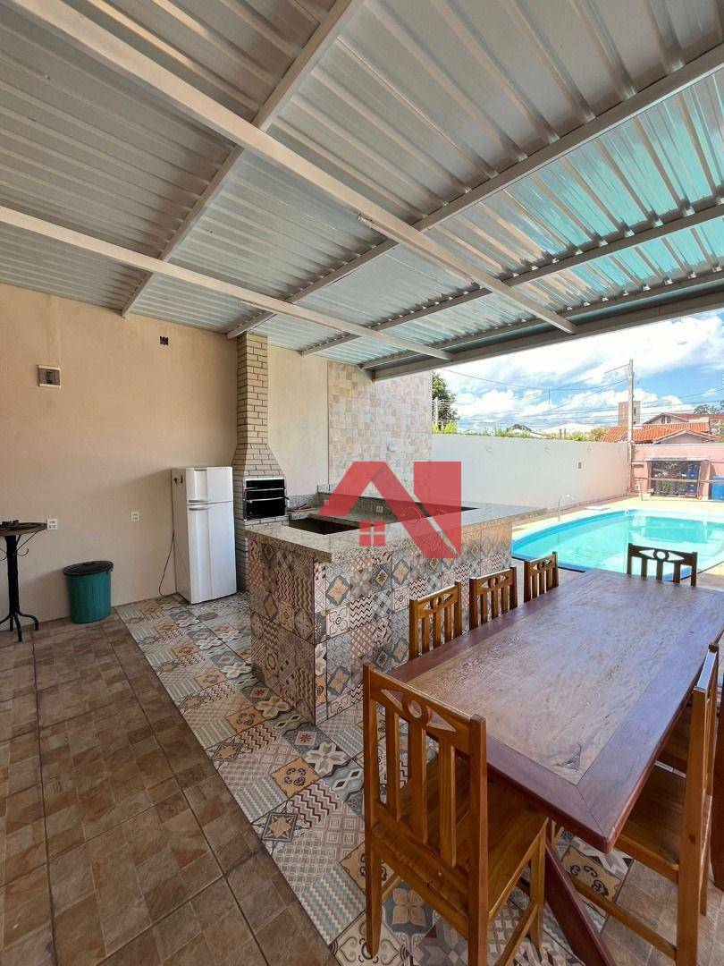 Casa à venda com 4 quartos, 270m² - Foto 6