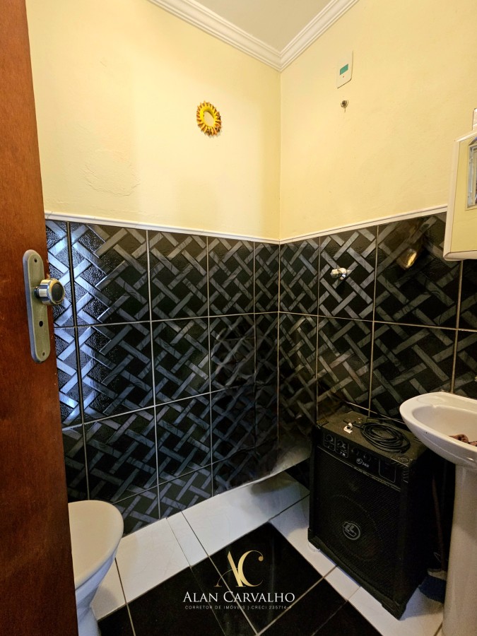 Casa à venda com 3 quartos, 200m² - Foto 15