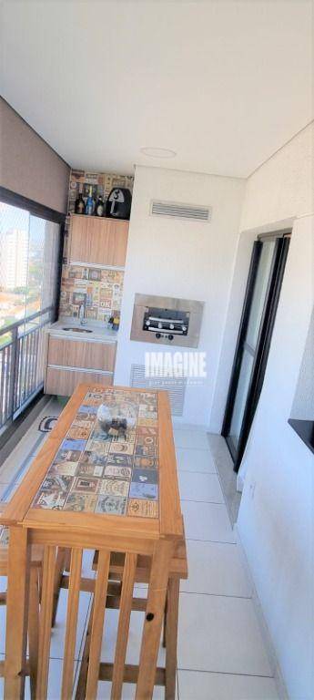 Apartamento à venda com 2 quartos, 61m² - Foto 6