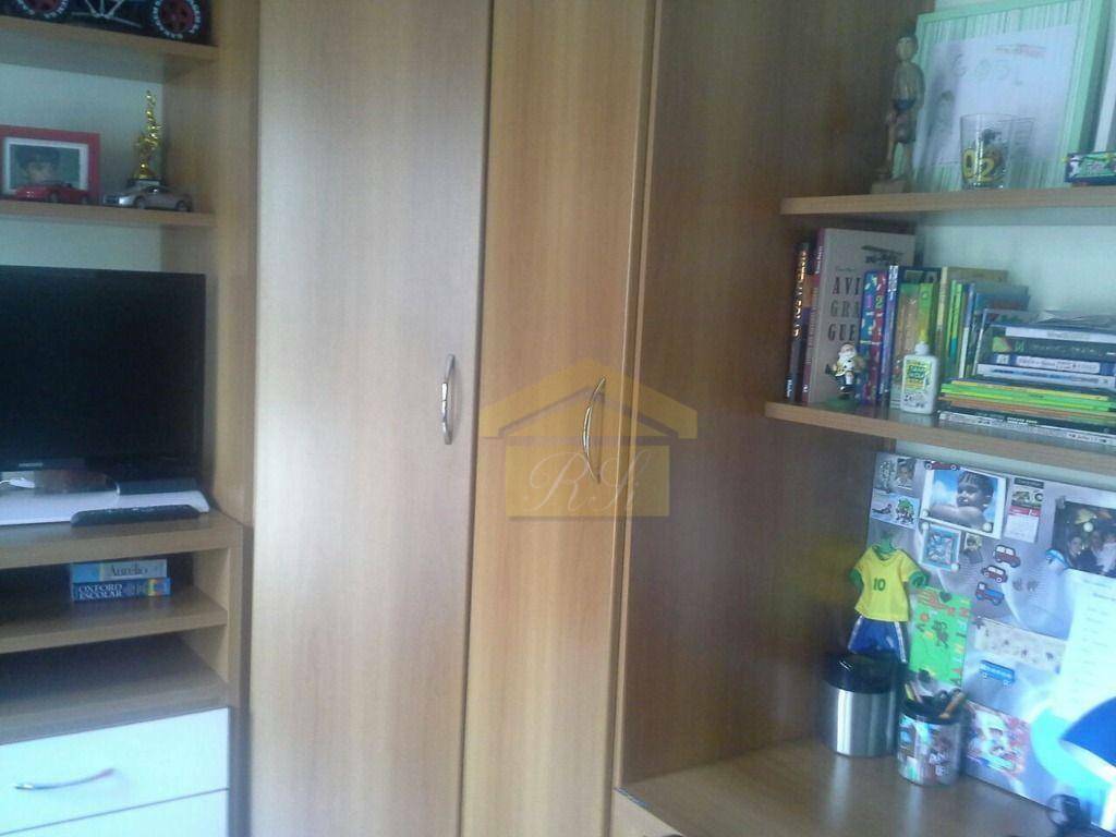 Apartamento à venda com 3 quartos, 150m² - Foto 16