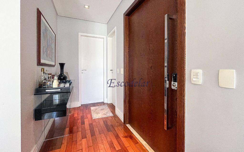 Apartamento à venda com 4 quartos, 232m² - Foto 17