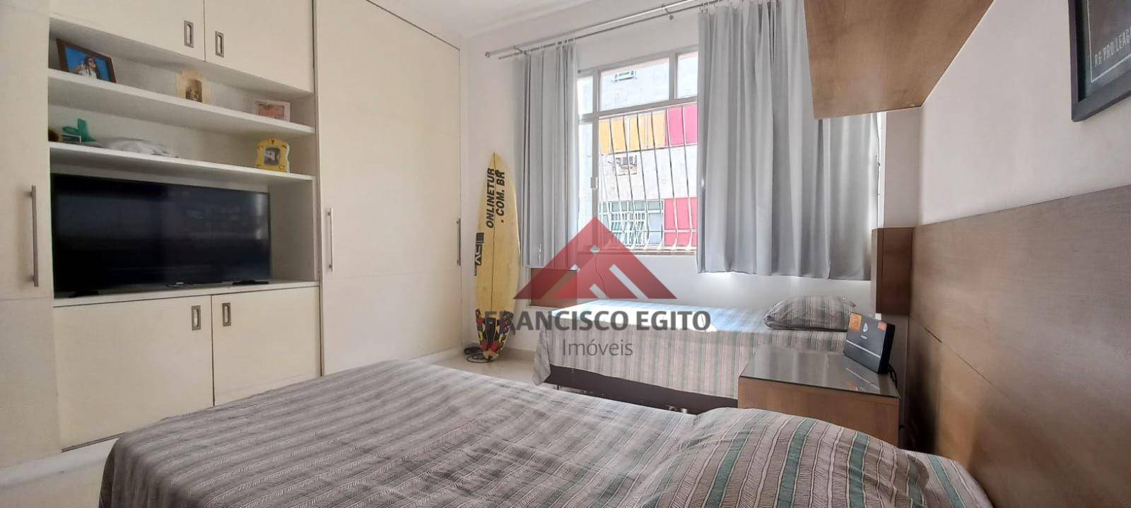 Apartamento à venda com 3 quartos, 180m² - Foto 8