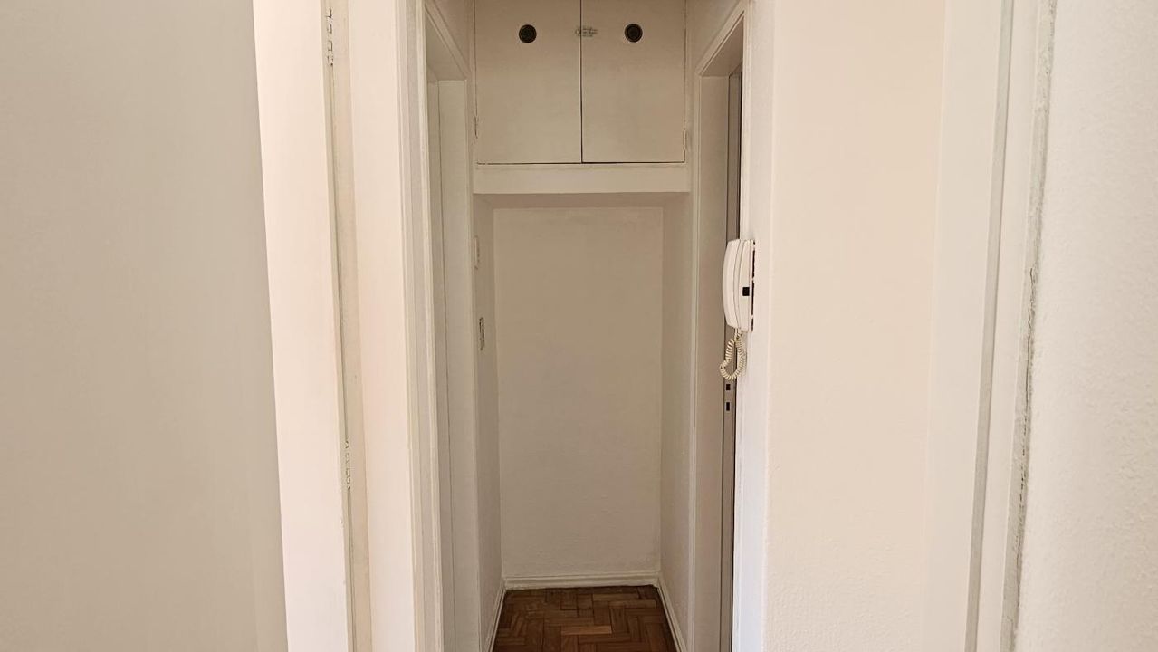 Apartamento à venda com 1 quarto, 37m² - Foto 20