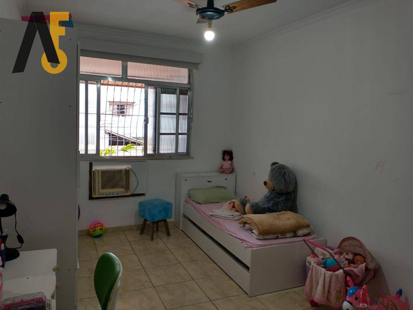 Casa de Condomínio à venda com 4 quartos, 170m² - Foto 4