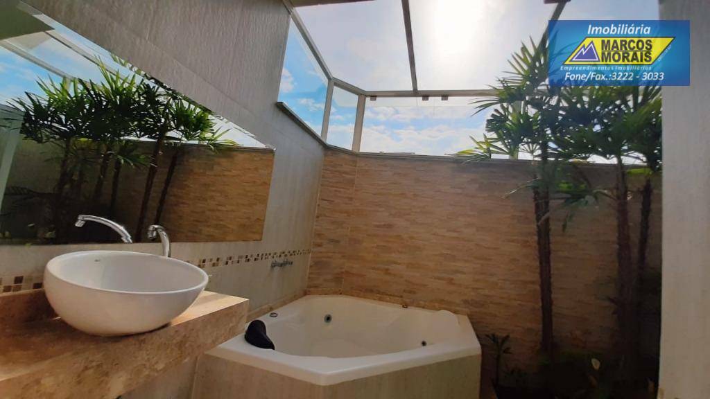 Casa de Condomínio à venda com 3 quartos, 300m² - Foto 15