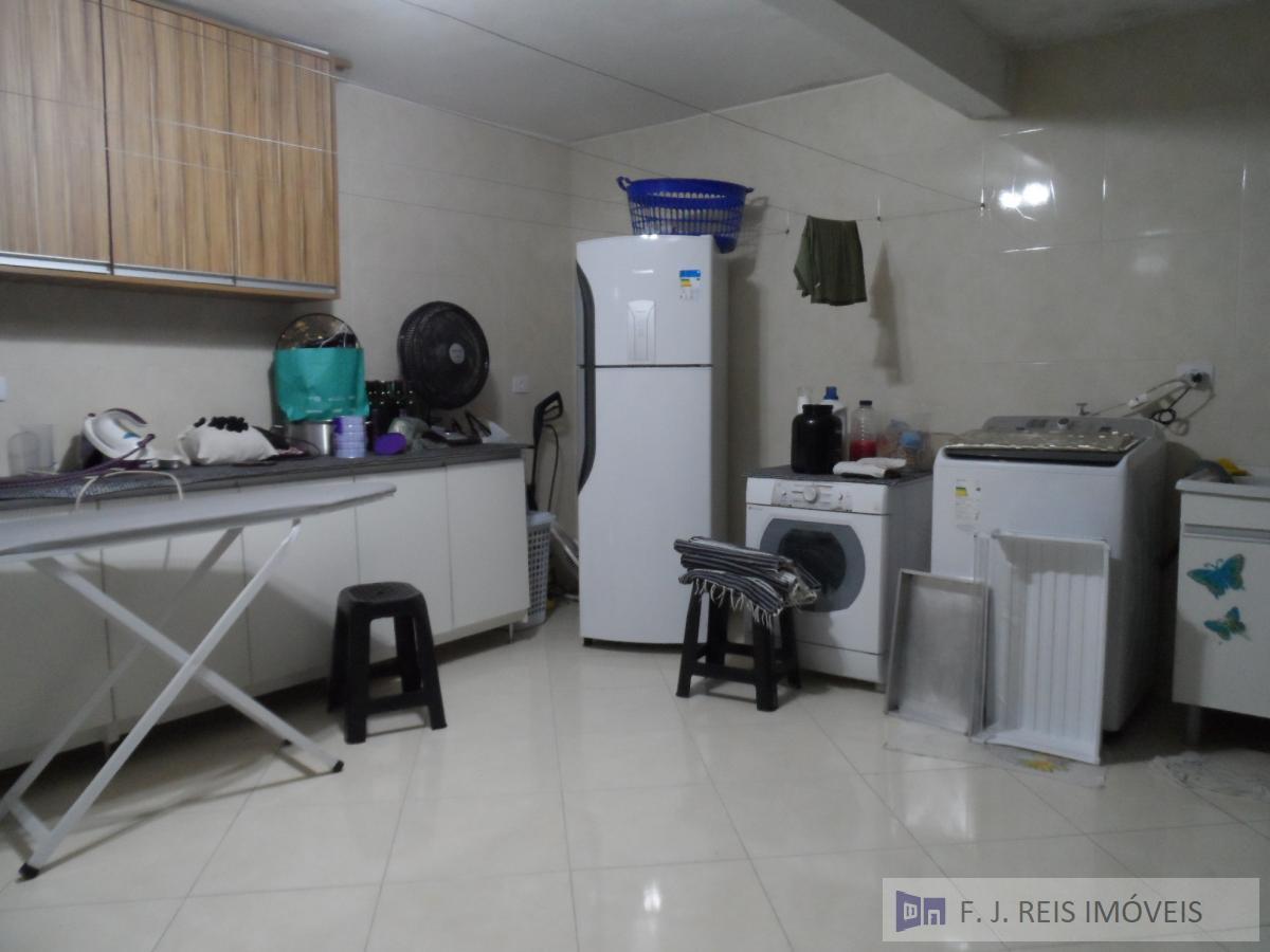 Sobrado à venda com 4 quartos, 230m² - Foto 6