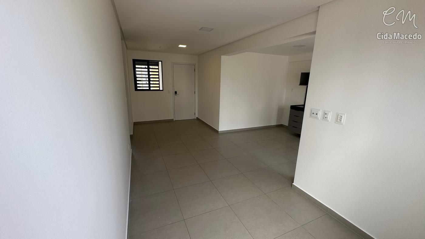 Apartamento à venda com 2 quartos, 66m² - Foto 14