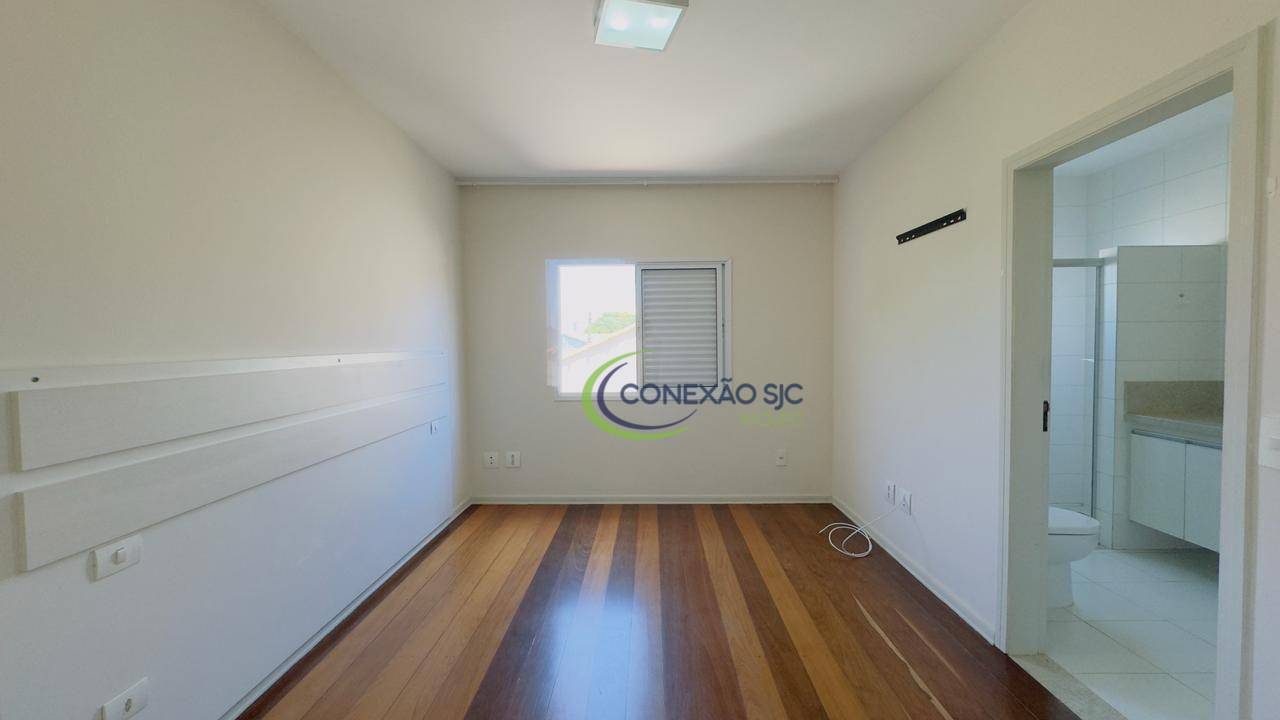 Sobrado à venda com 2 quartos, 248m² - Foto 3