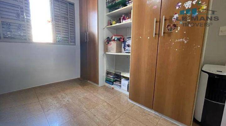 Casa à venda com 2 quartos, 197m² - Foto 12