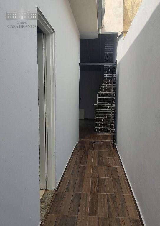 Casa à venda com 2 quartos, 63m² - Foto 15