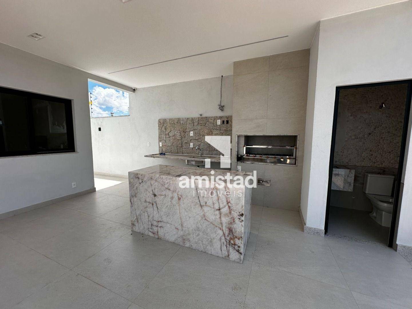 Casa à venda com 3 quartos, 218m² - Foto 8