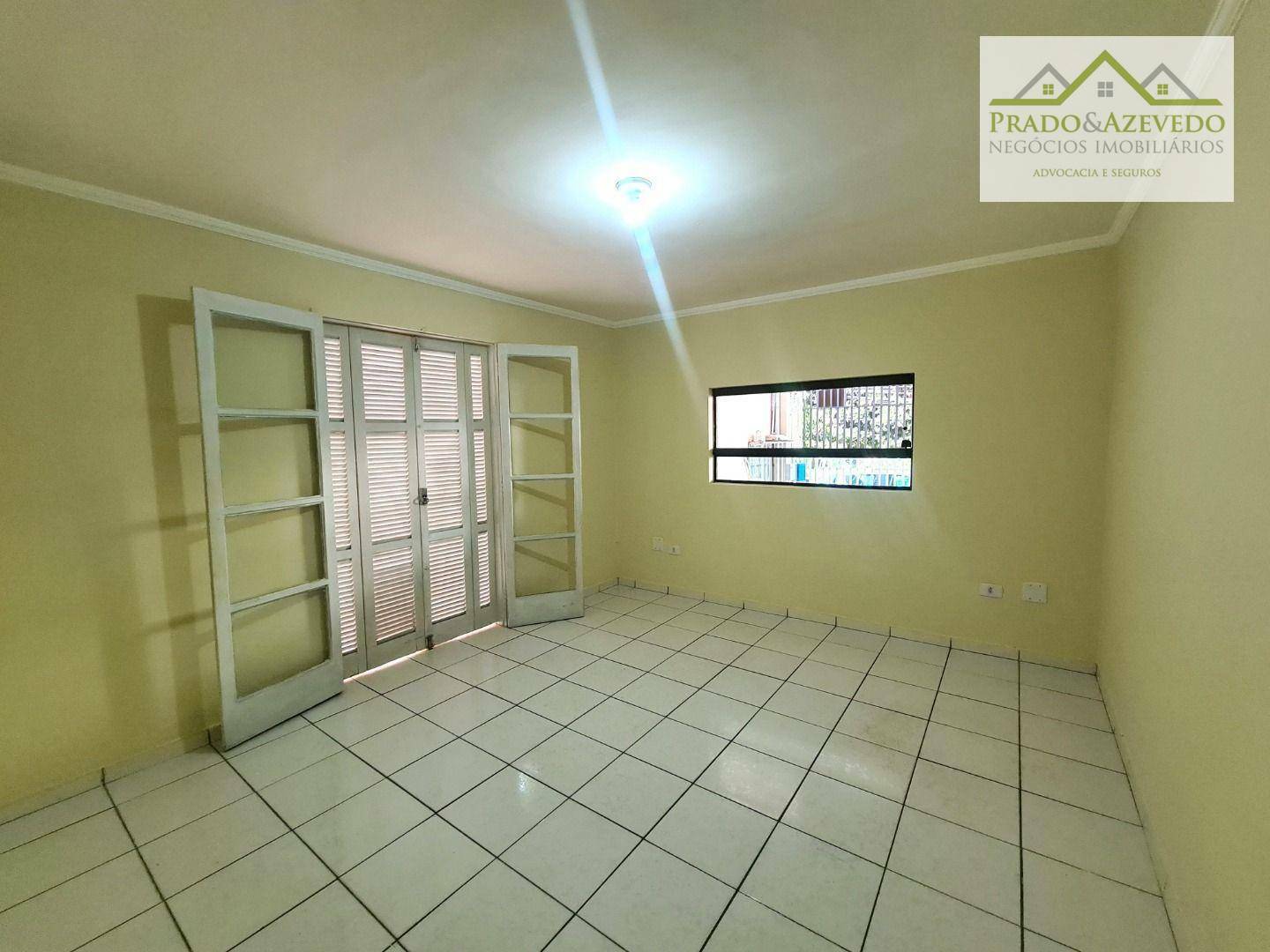 Casa para alugar com 1 quarto, 75m² - Foto 1