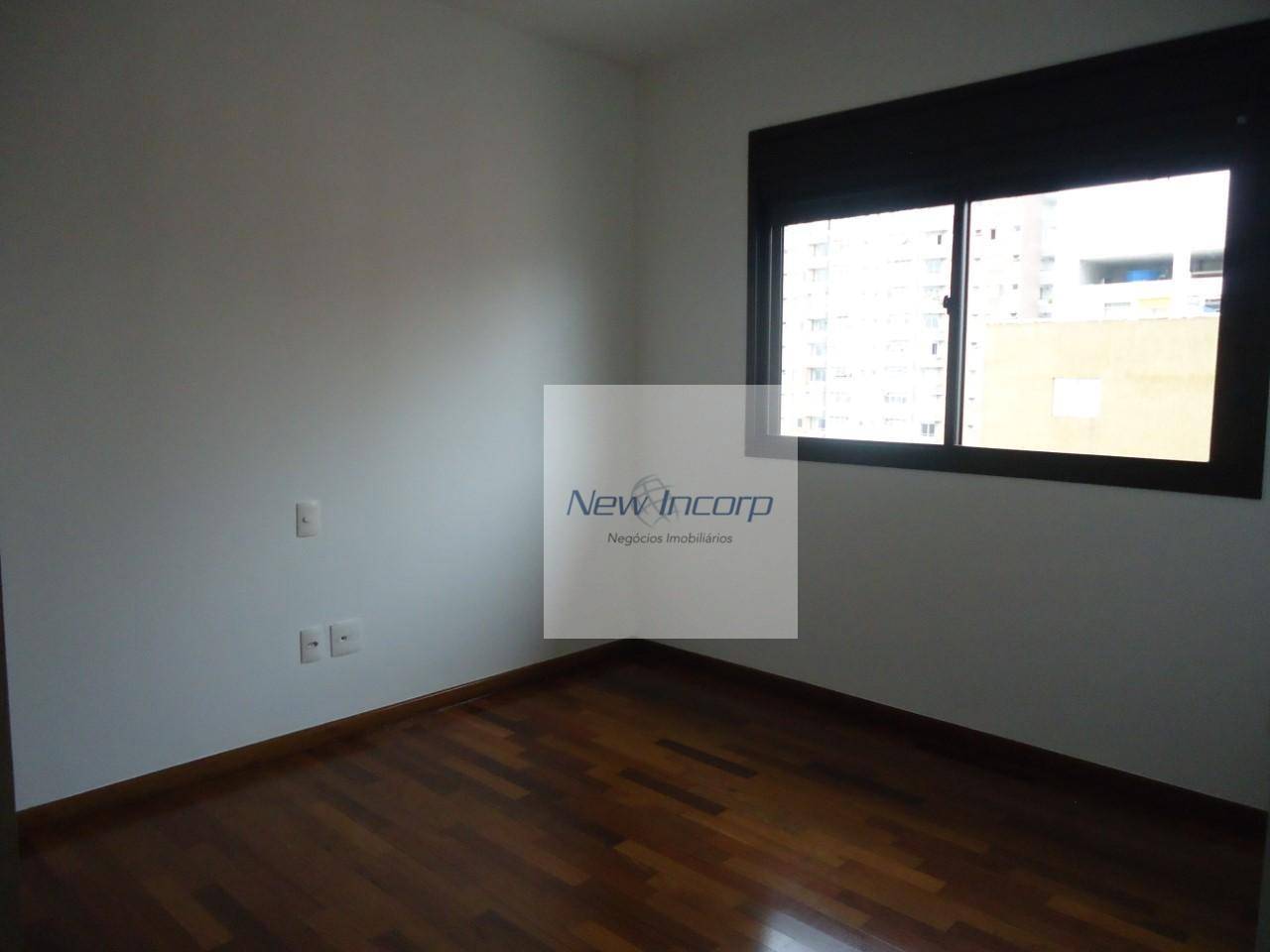 Apartamento à venda com 4 quartos, 208m² - Foto 24