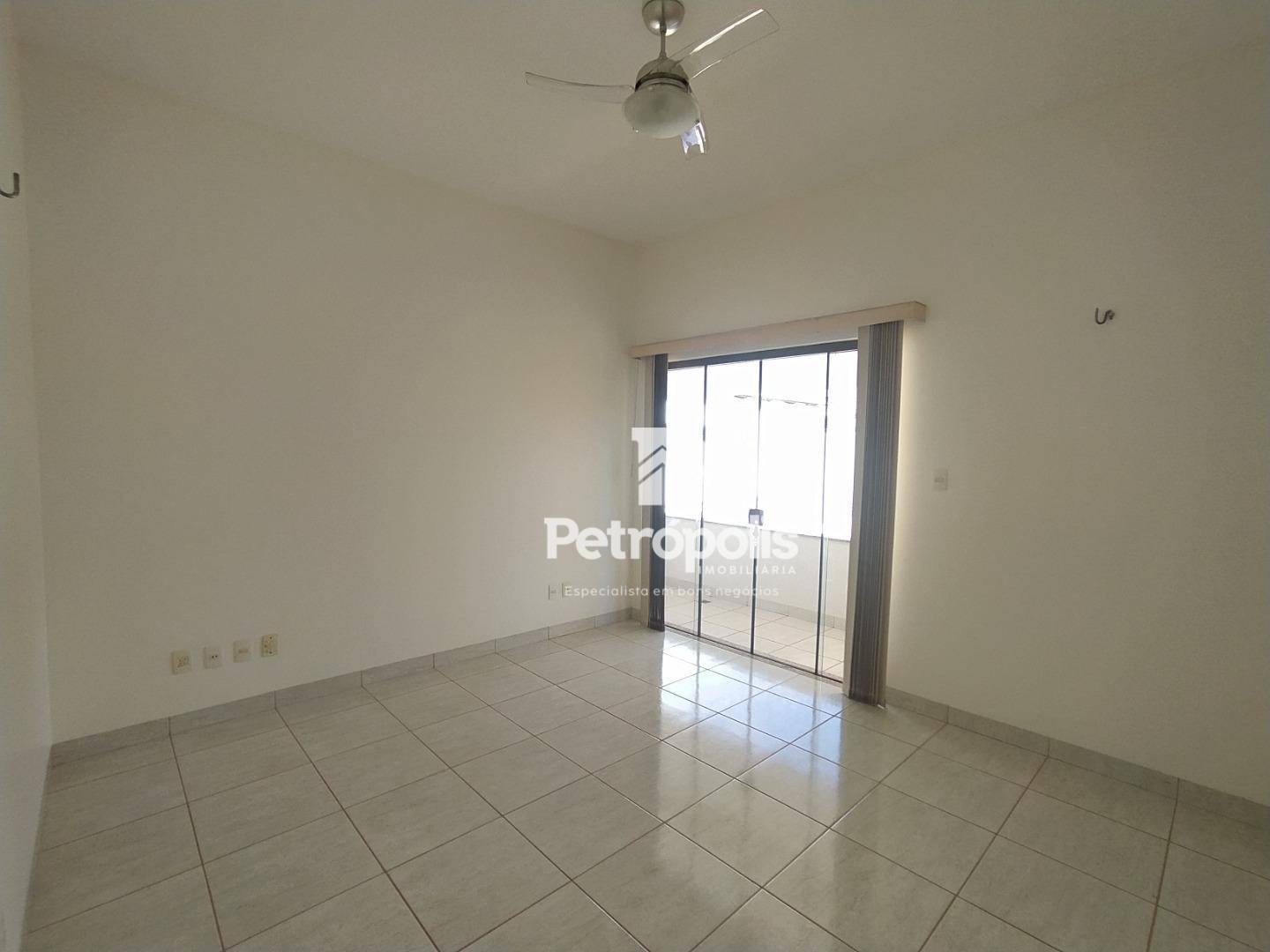 Sobrado à venda com 4 quartos, 370m² - Foto 6