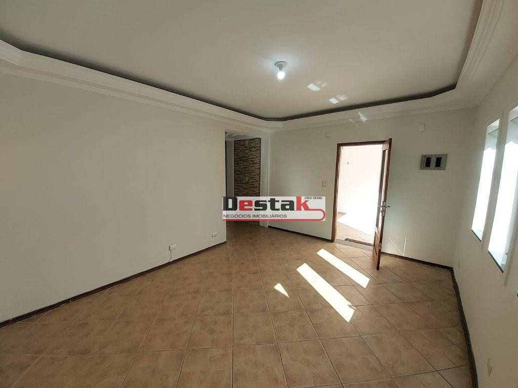 Sobrado à venda com 3 quartos, 240m² - Foto 12