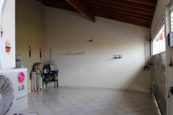 Casa à venda com 3 quartos, 143m² - Foto 16