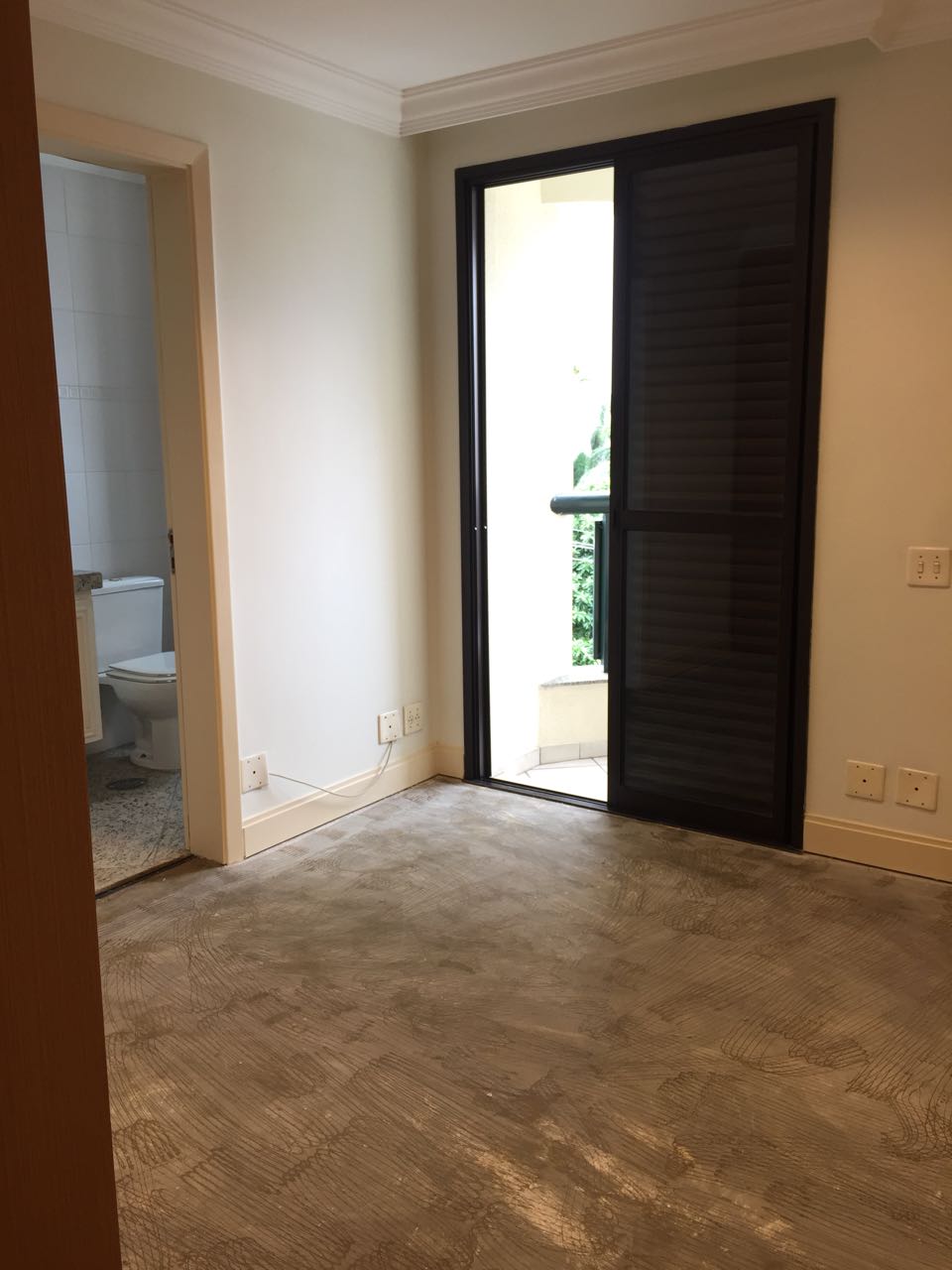 Apartamento à venda com 4 quartos, 193m² - Foto 9