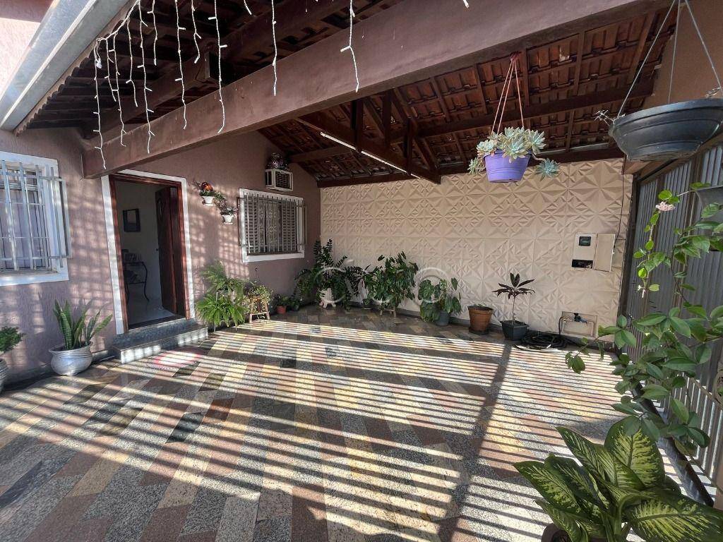 Casa, 2 quartos, 240 m² - Foto 3