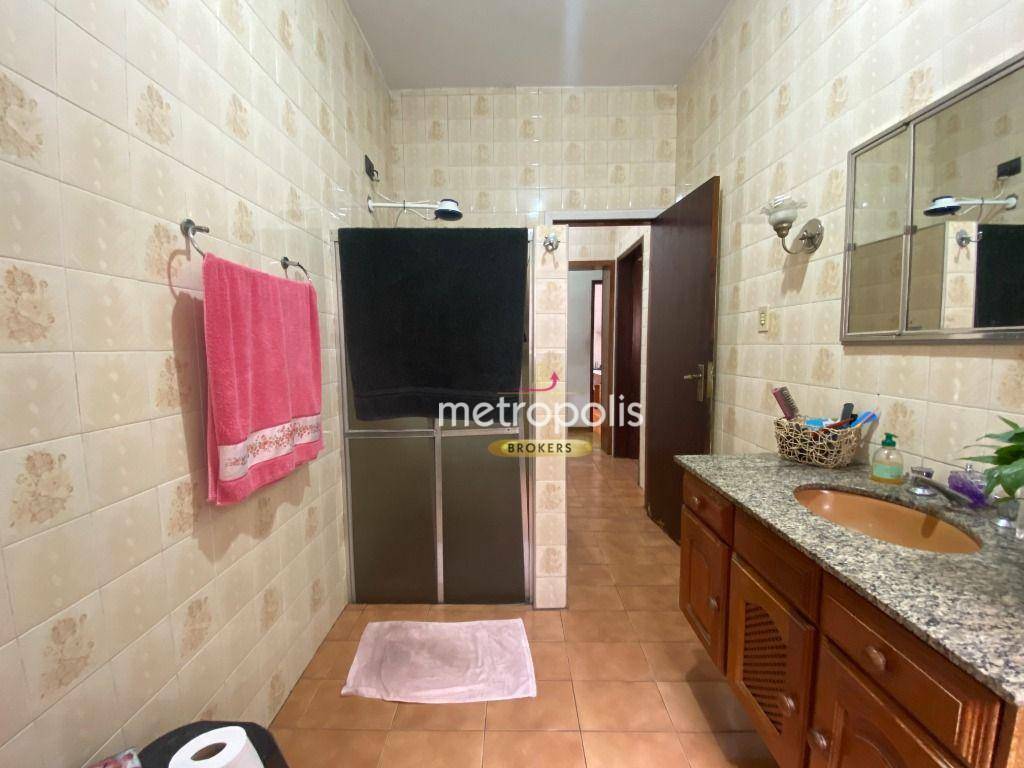 Casa à venda com 3 quartos, 320m² - Foto 9