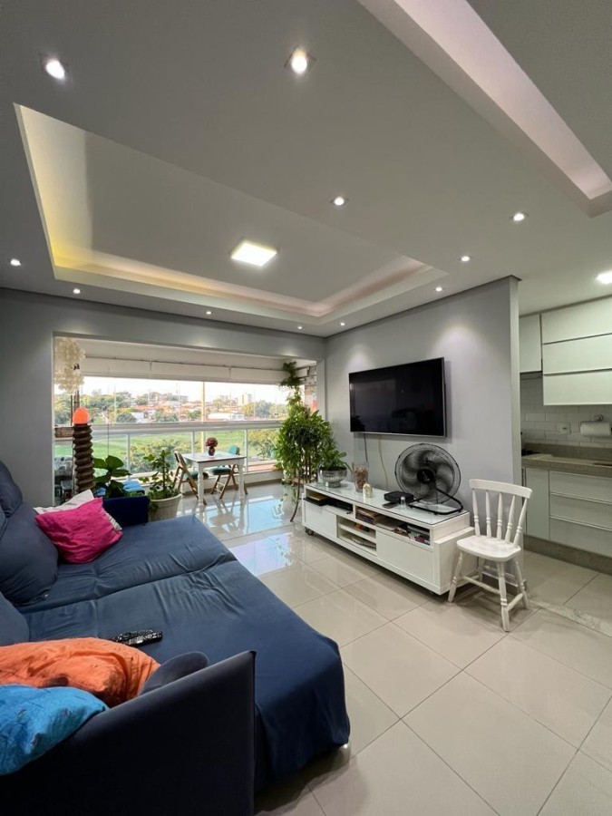 Apartamento à venda com 3 quartos, 94m² - Foto 2