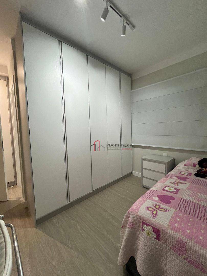 Apartamento para alugar com 3 quartos, 139m² - Foto 30