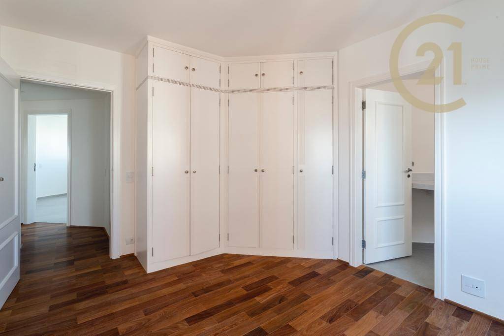 Apartamento à venda com 3 quartos, 220m² - Foto 23