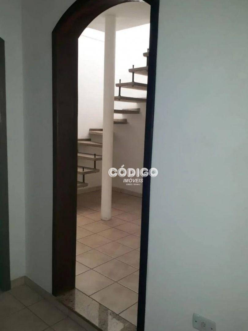 Sobrado à venda com 4 quartos, 260m² - Foto 9